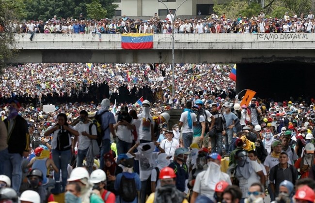 Death toll of Venezuela protesters hits 32