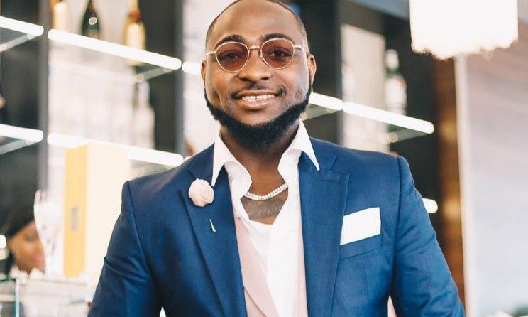 Davido performs at APC governor’s inauguration as he puts party differences aside