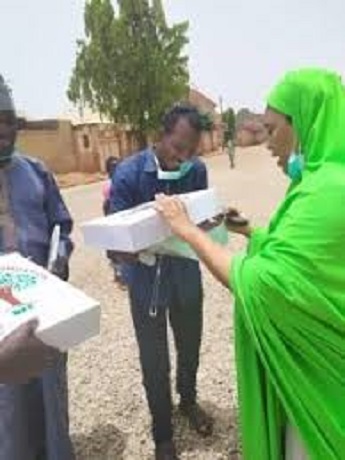 Covid-19: Foundation distributes food items to vulnerable people in Kaduna