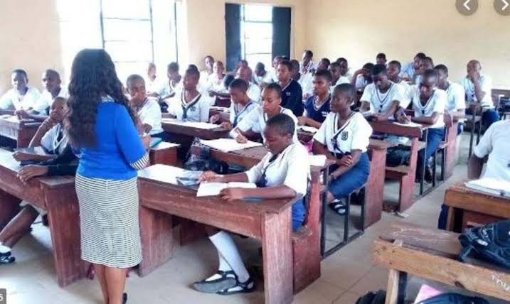 181 students, staff of Lagos school infected with COVID-19