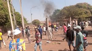 One shot, as protest over epileptic power supply to Kafanchan turns violent