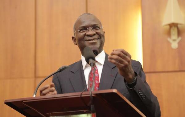 Road: Fashola clears air on RCCG’s Petition