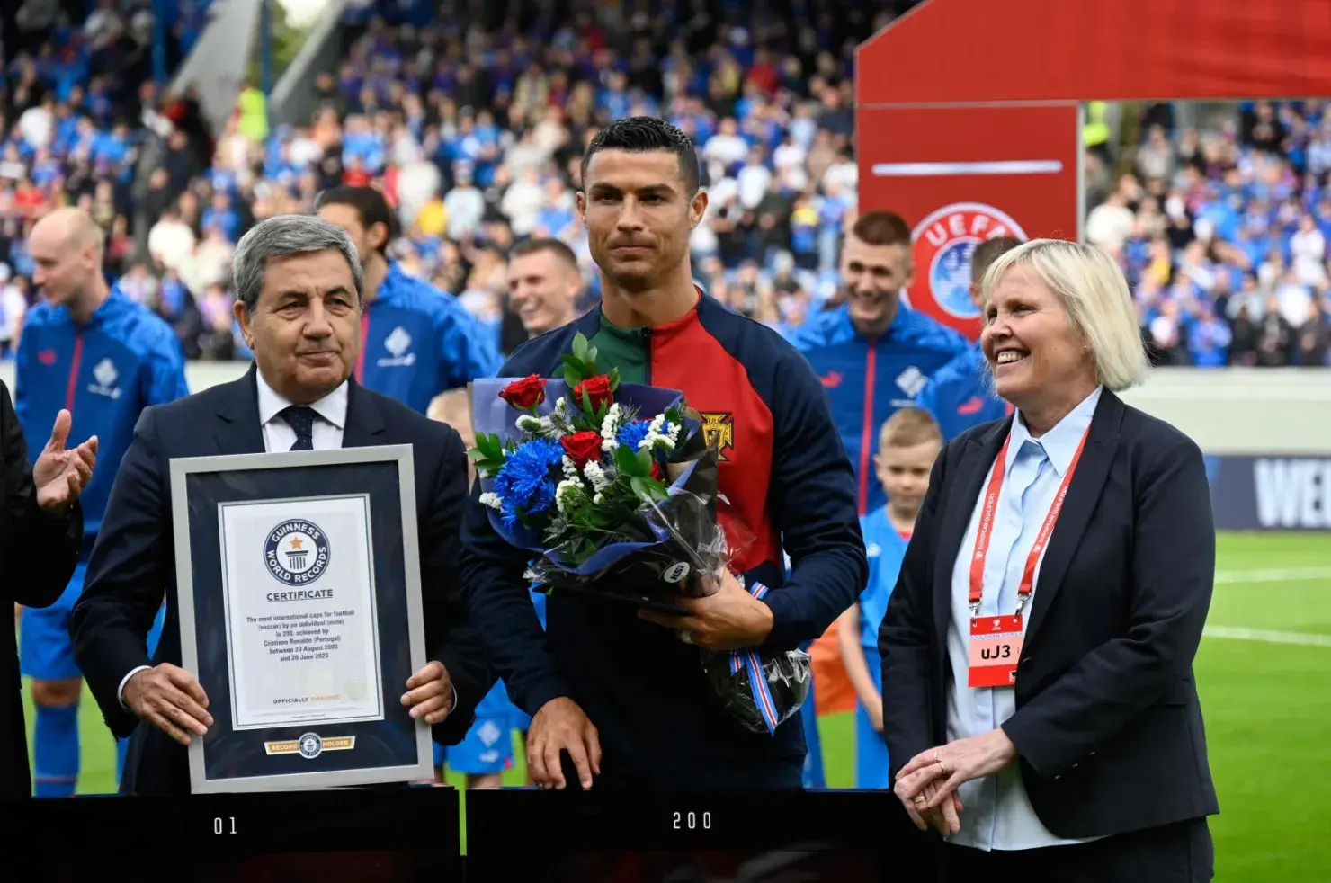 Ronaldo honored with Guinness World Records after 200th cap for Portugal