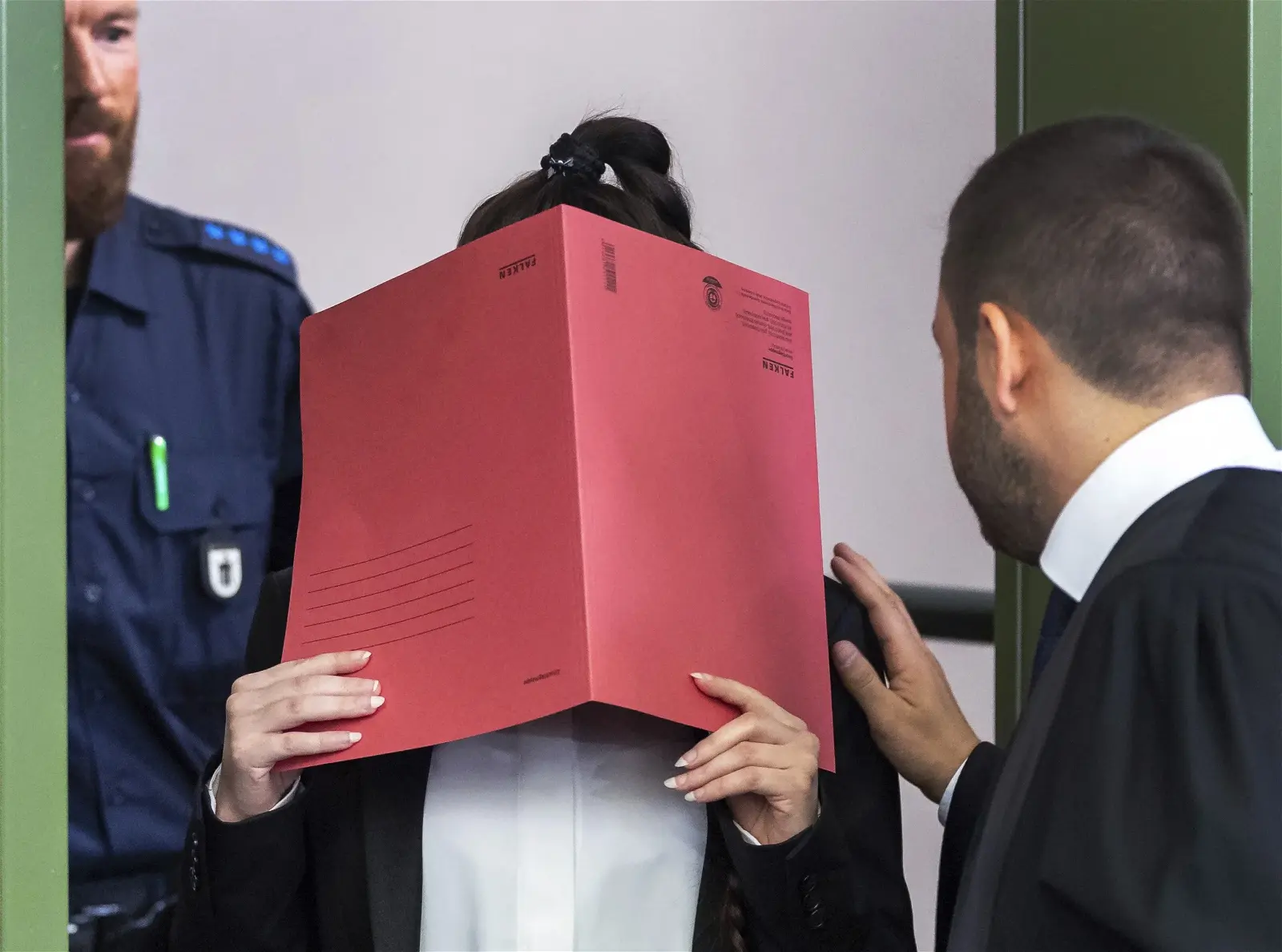 “German woman accused of crimes against humanity in Iraq to face retrial”