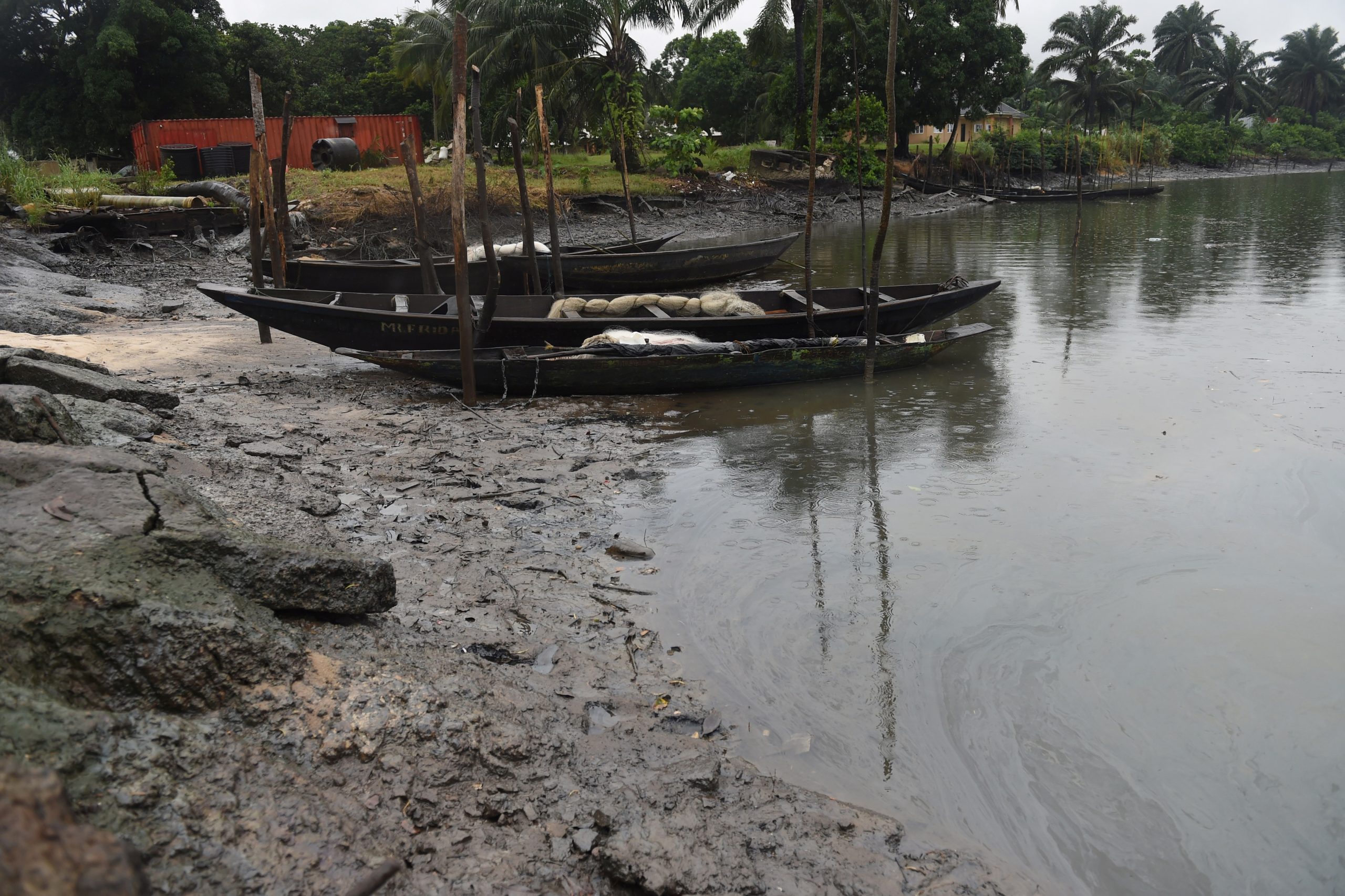 Oil spill explosion in Rivers claims two lives; locals gather fish.