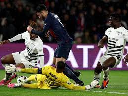 Goncalo Ramos Saves PSG with Late Penalty to Secure 1-1 Draw Against Rennes in Ligue 1 Clash